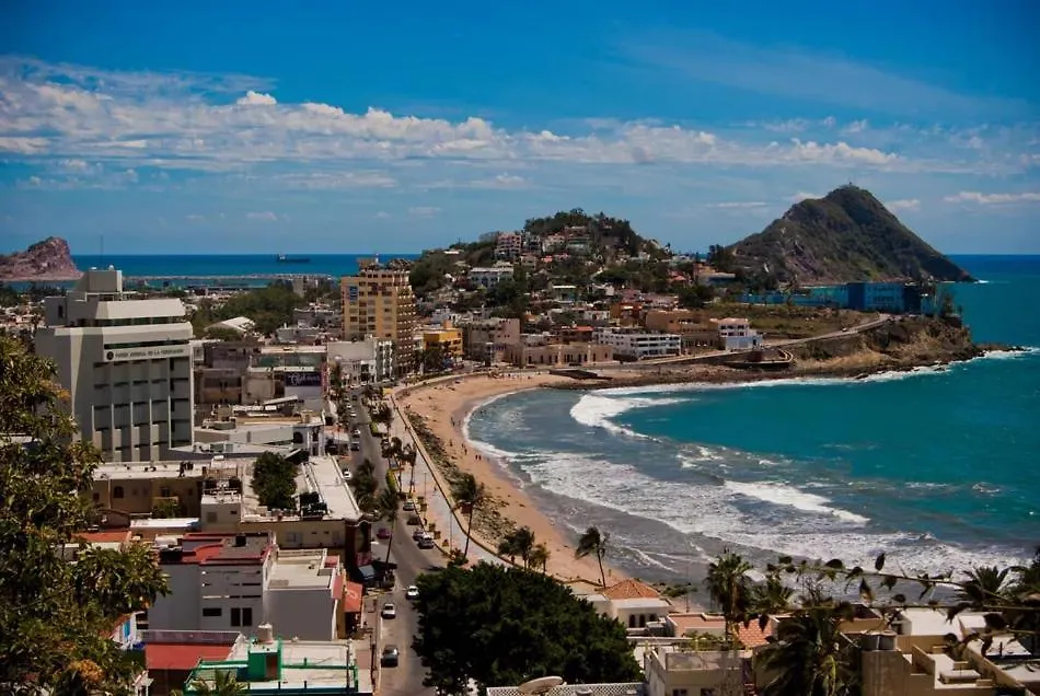 Ocean Front- Marina View- Tiara Sands Resort, Sleeps 4 Mazatlan