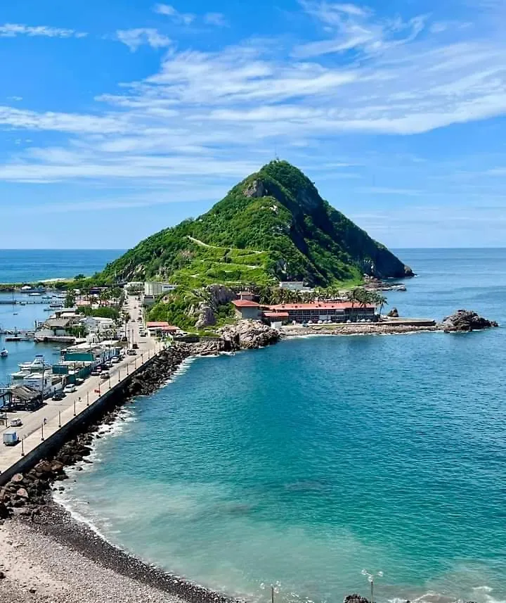 Apartment Ocean Front- Marina View- Tiara Sands Resort, Sleeps 4 Mazatlan